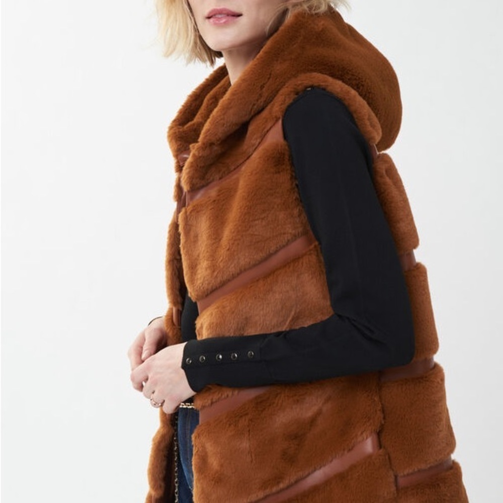 Joseph Ribkoff Chic Sleeveless Faux Fur Vest Style 223910 Woman’s XS NWT - Picture 4 of 9